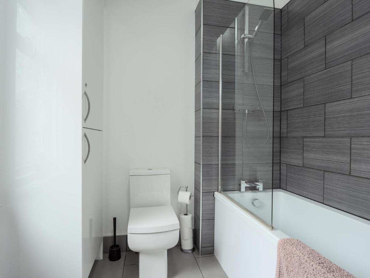 Apex Living Ne - Beachville House 4 Beds Free Parking Sunderland  Exterior photo
